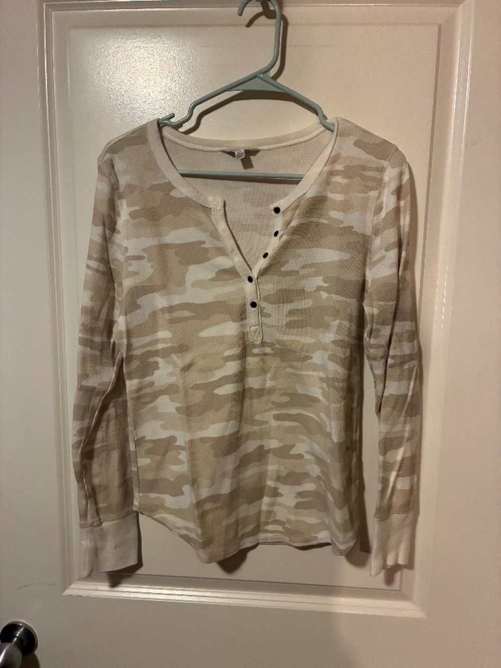 Cream Camo Lightweight Thermal - Lucky Brand/medium